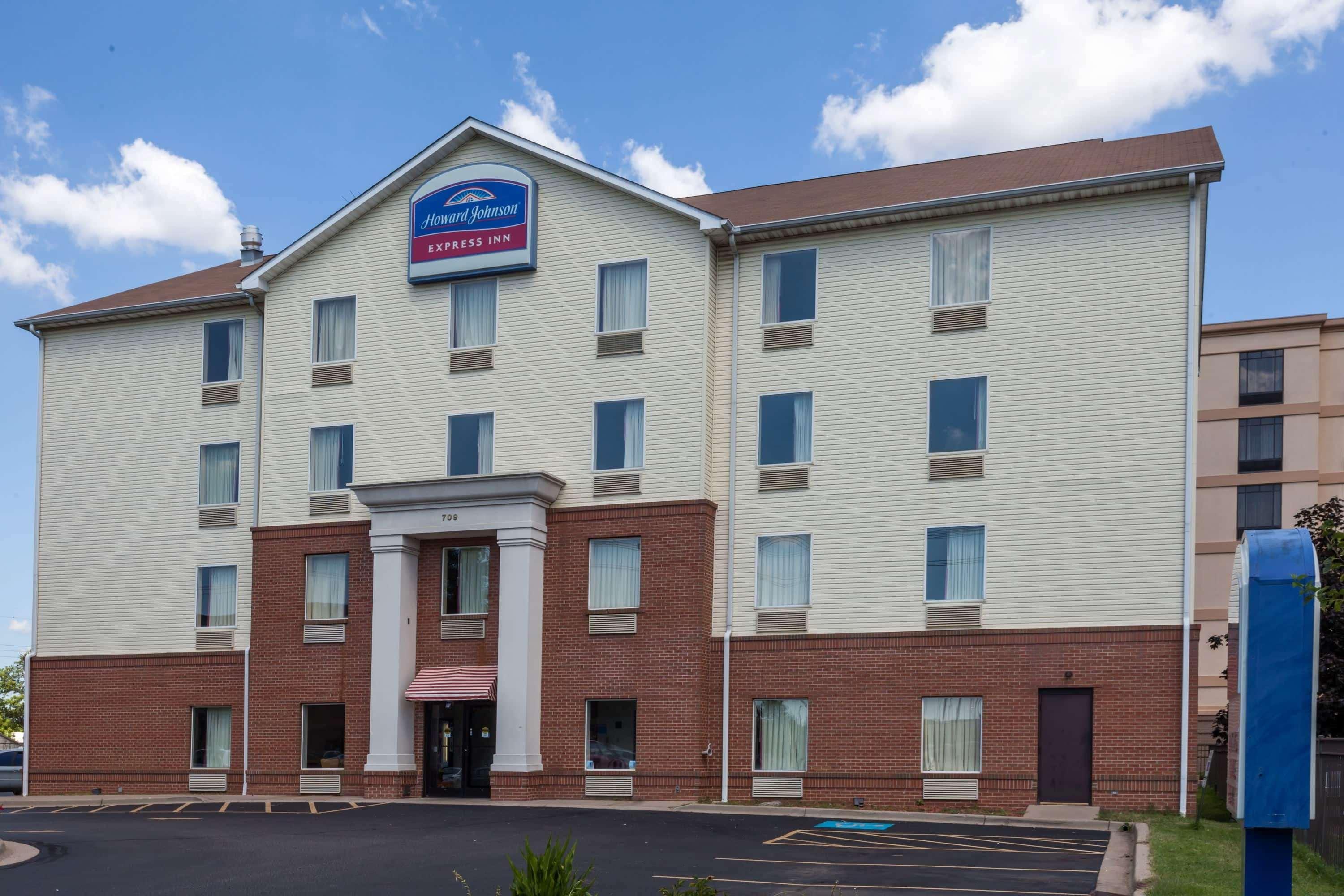 Howard Johnson By Wyndham Airport Louisville Exterior foto