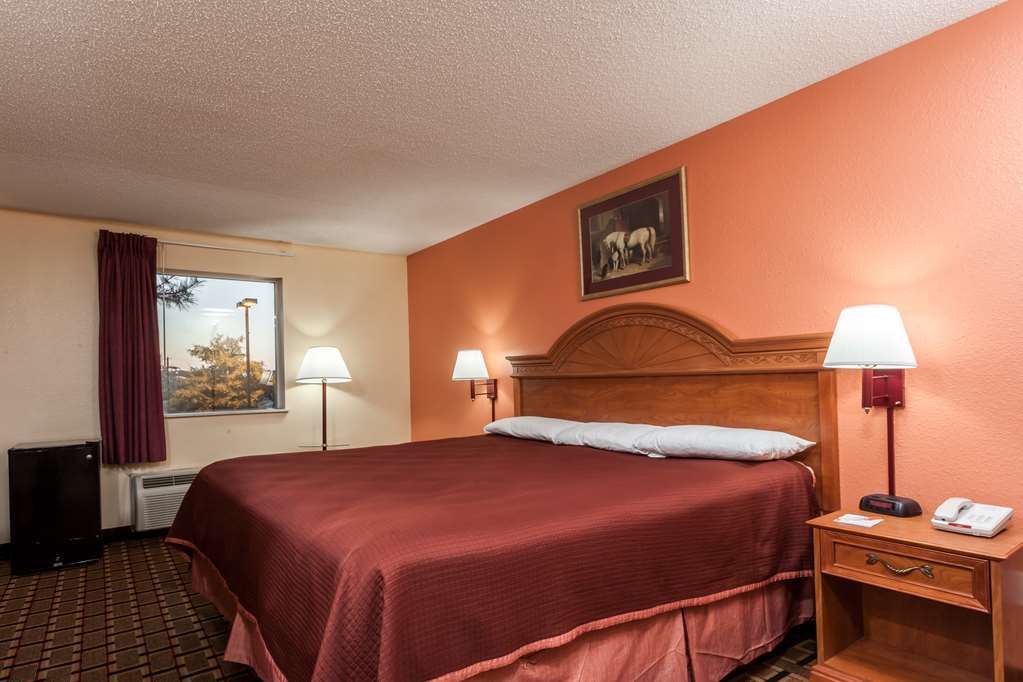 Howard Johnson By Wyndham Airport Louisville Habitación foto